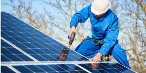 Installation Maintenance Panneaux Solaires Photovoltaïques à Carennac